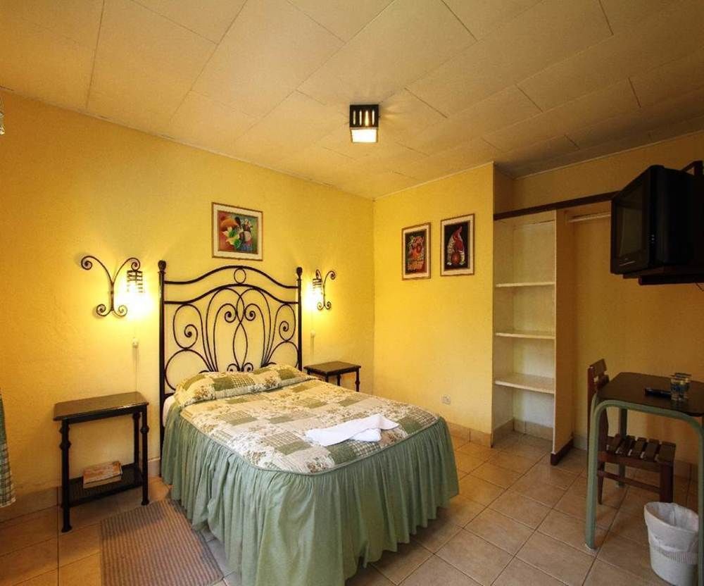 Park Hotel Санта-Крус-Верапас Экстерьер фото